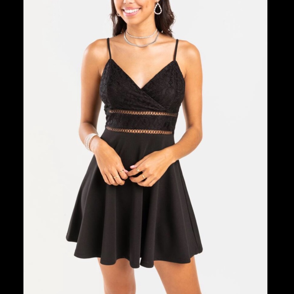 New Francesca’s Trim Black Mini Dress XXS
